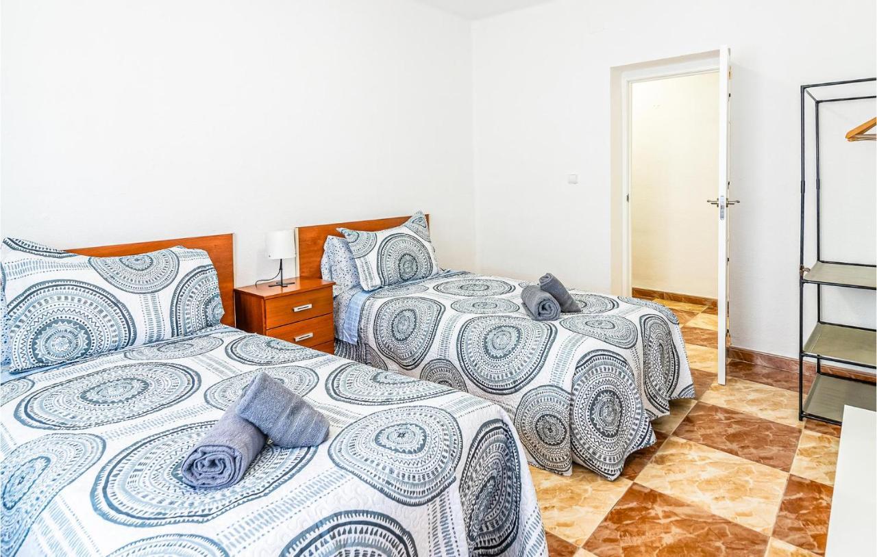 Beautiful Apartment In Cordoba With Kitchenette Kültér fotó